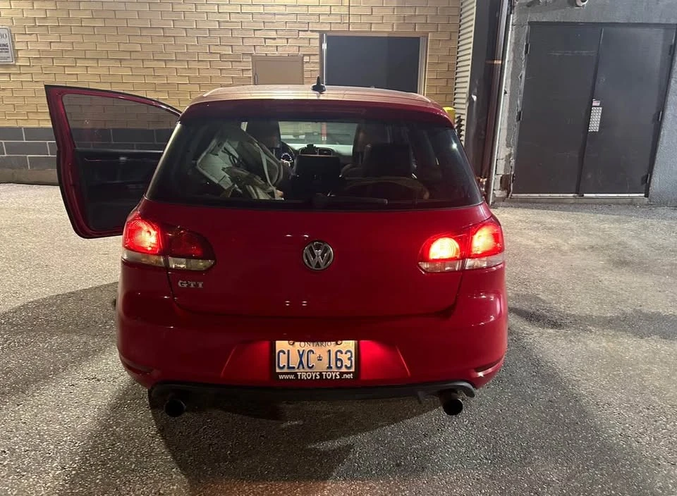 2011 Volkswagen GTI Mk6 - Image 2 of 3