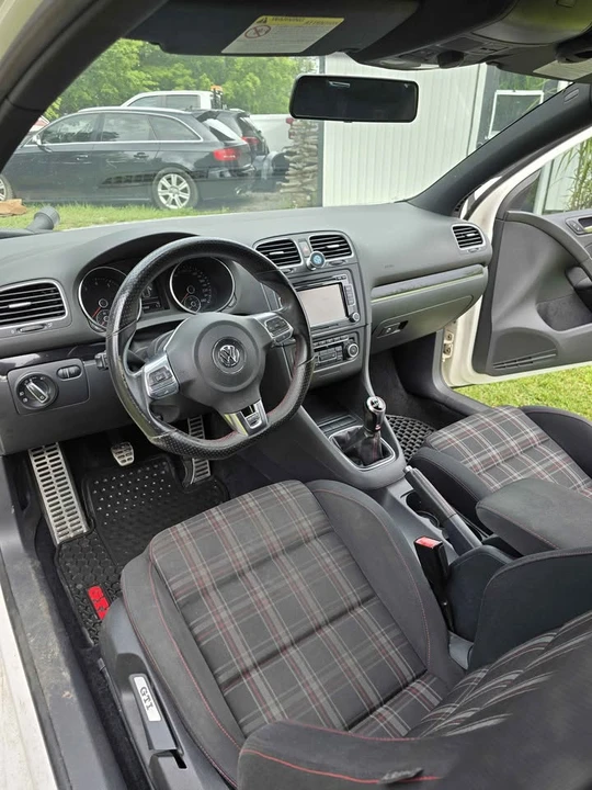 2011 Volkswagen GTI Mk6 - Image 7 of 11