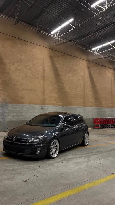 2011 Volkswagen GTI Mk6 - Image 3 of 4