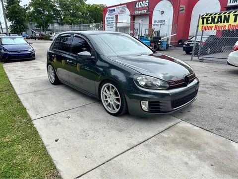 2011 Volkswagen Golf GTI S Hatchback Sedan 4D