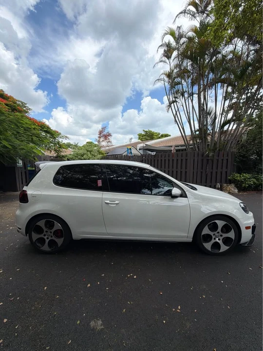 2011 Volkswagen GTI Mk6 - Image 4 of 17
