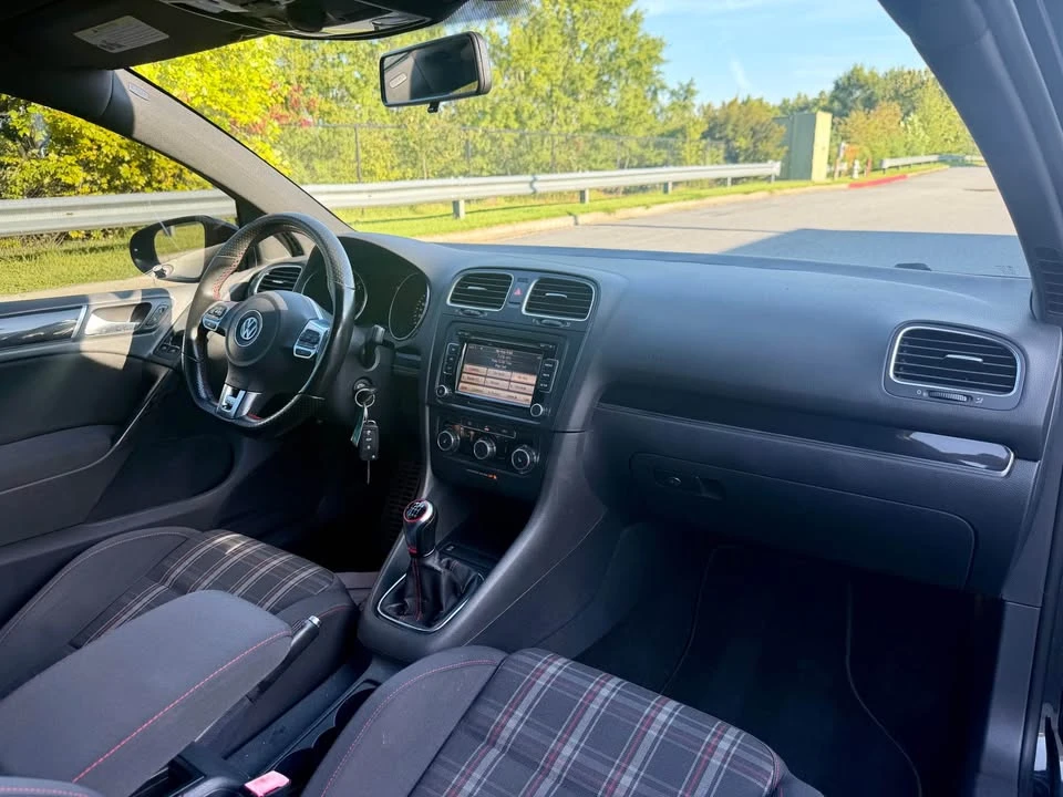 2011 Volkswagen GTI Mk6 - Image 11 of 17