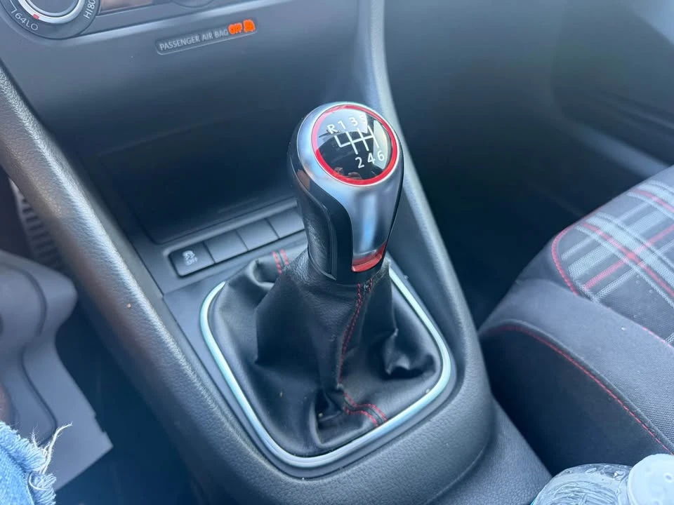 2011 Volkswagen GTI Mk6 - Image 16 of 17