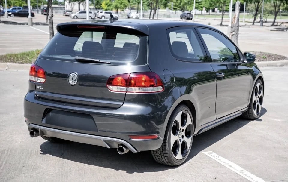 2011 Volkswagen GTI Mk6 - Image 4 of 8