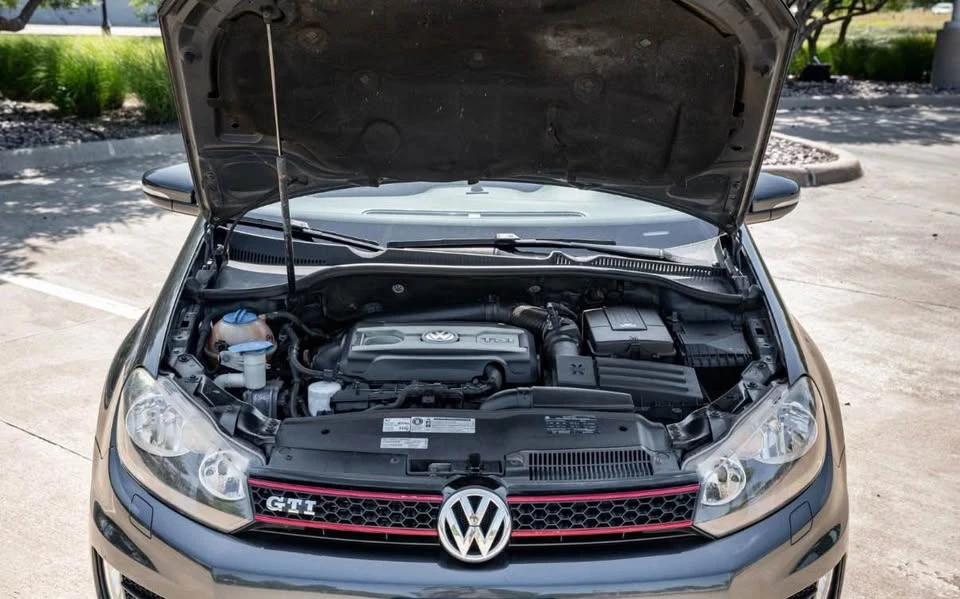 2011 Volkswagen GTI Mk6 - Image 6 of 8