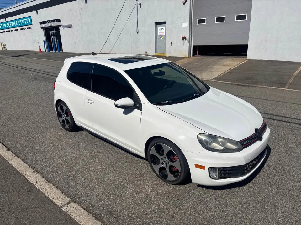 2011 Volkswagen GTI Mk6 - Image 4 of 5