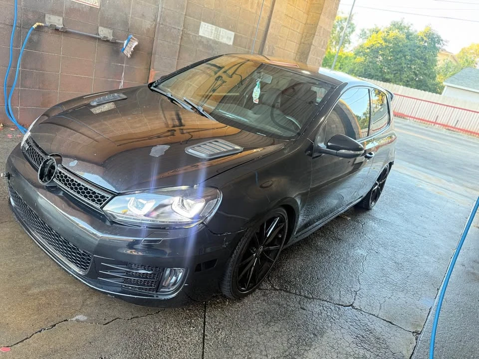2011 Volkswagen GTI Mk6 - Image 6 of 8