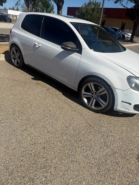2011 Volkswagen GTI Mk6 - Image 8 of 20