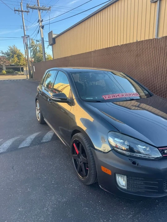 2011 Volkswagen GTI Mk6 - Image 2 of 8