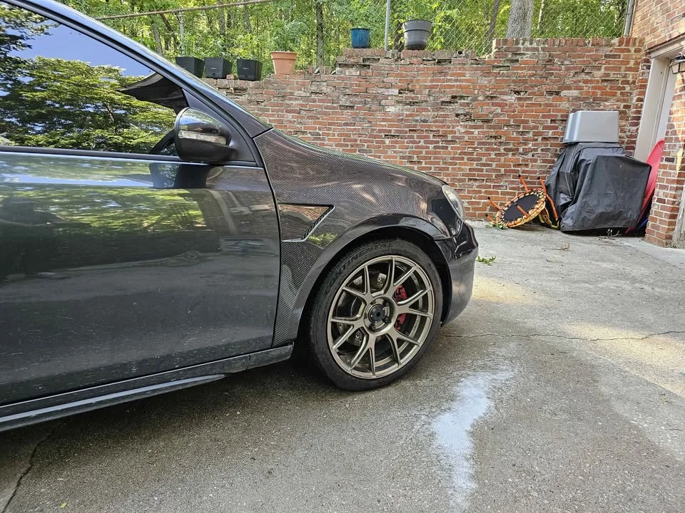 2011 Volkswagen GTI Mk6 - Image 3 of 4