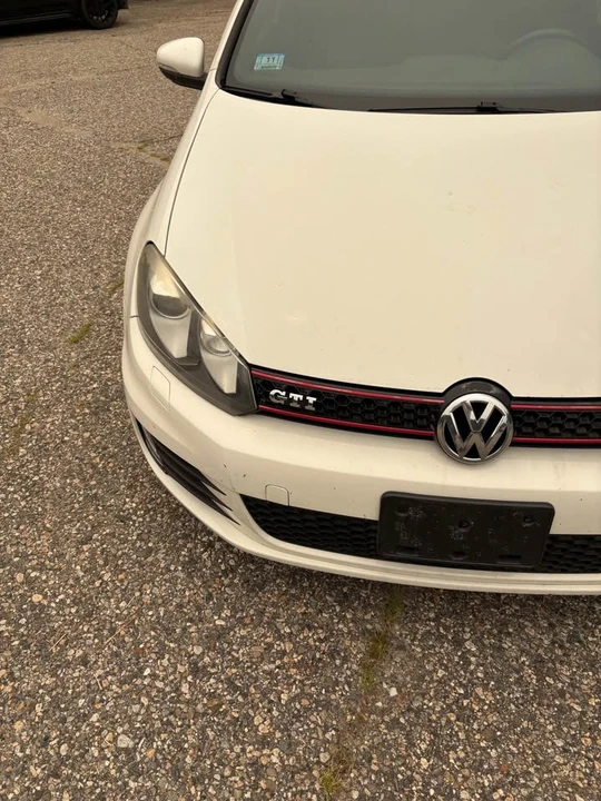 2011 Volkswagen GTI Mk6 - Image 2 of 15