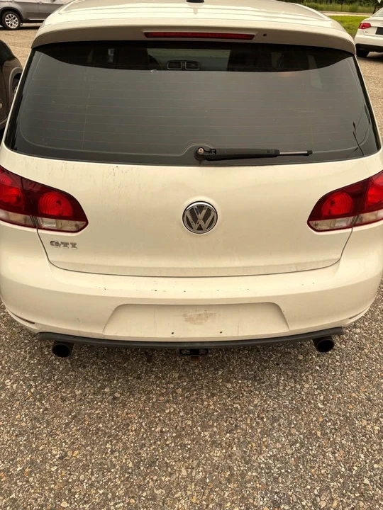 2011 Volkswagen GTI Mk6 - Image 8 of 15