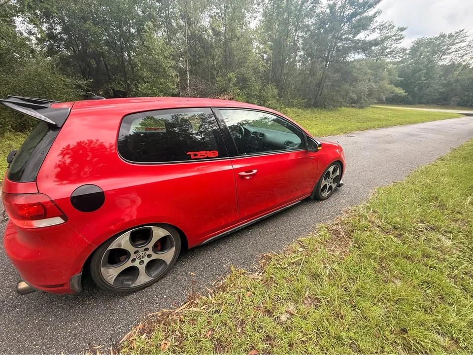2011 Volkswagen GTI Mk6 - Image 8 of 9