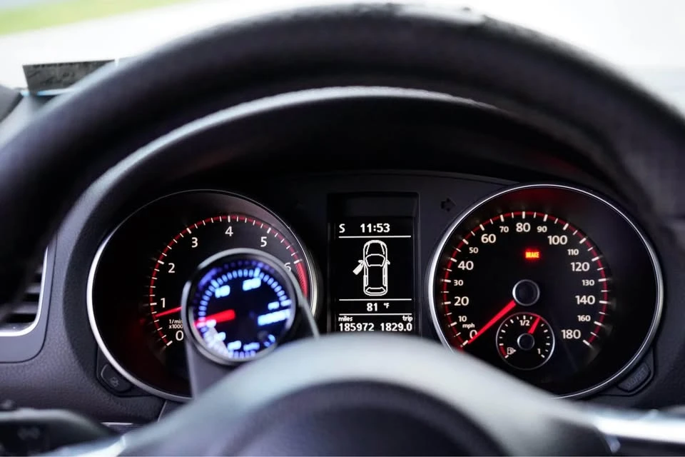 2011 Volkswagen GTI Mk6 - Image 9 of 16