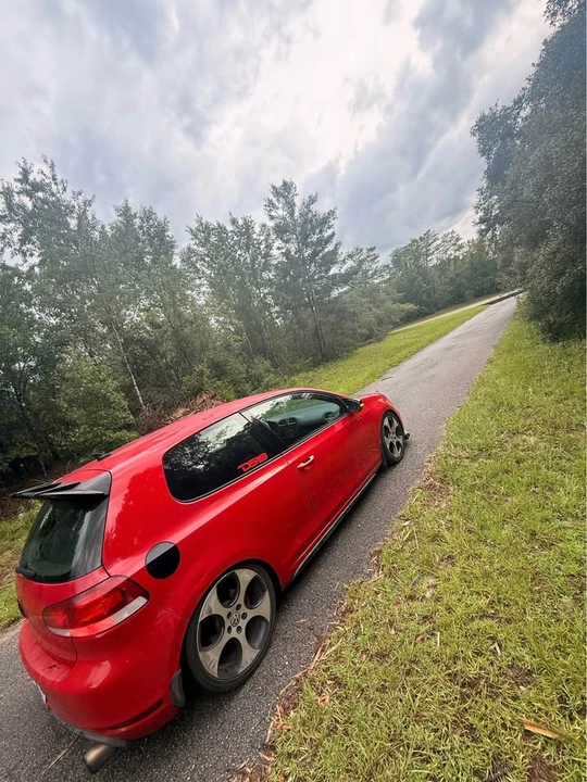 2011 Volkswagen GTI Mk6 - Image 9 of 9
