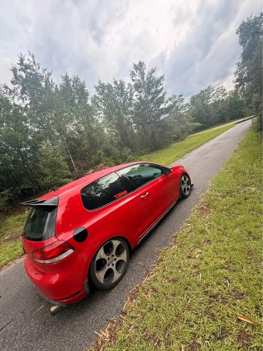 2011 Volkswagen GTI Mk6 - Image 6 of 9
