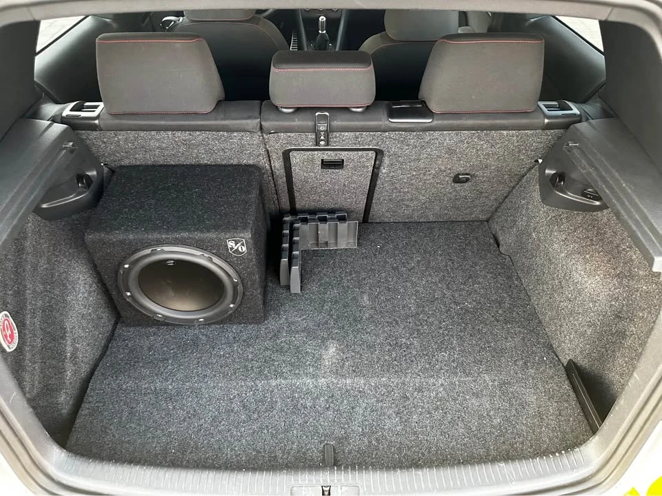 2011 Volkswagen GTI Mk6 - Image 16 of 19