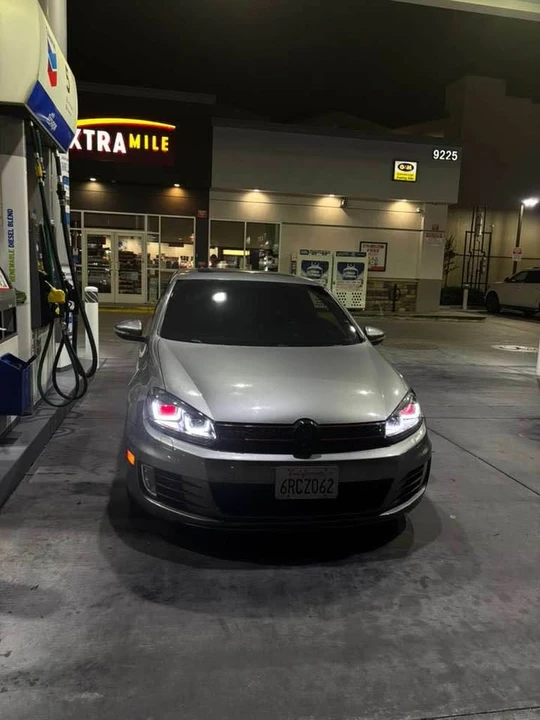 2011 Volkswagen GTI Mk6 - Image 3 of 5