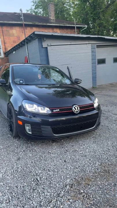 2011 Volkswagen GTI Mk6 - Image 2 of 6