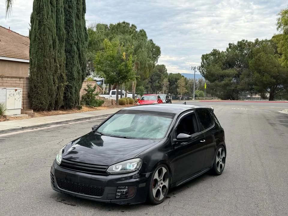 2011 Volkswagen GTI Mk6 - Image 2 of 11