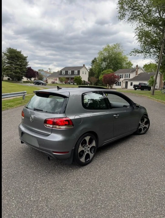 2011 Volkswagen GTI Mk6 - Image 6 of 10