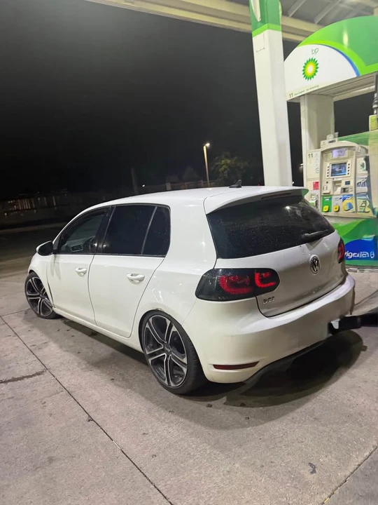 2011 Volkswagen GTI Mk6 - Image 4 of 6