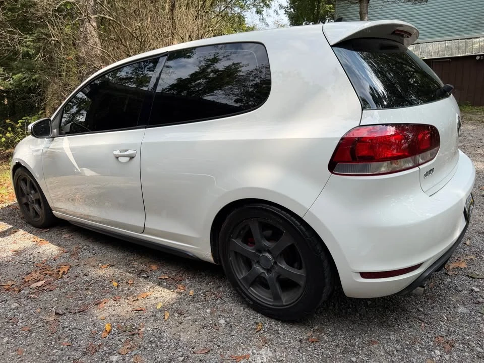 2011 Volkswagen GTI Mk6 - Image 2 of 6