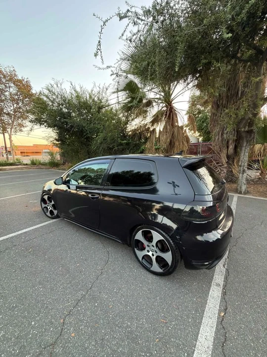 2011 Volkswagen GTI Mk6 - Image 9 of 11