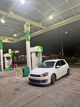 2011 Volkswagen GTI 2.0T Hatchback