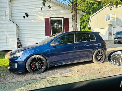 2011 Volkswagen GTI 2.0T Hatchback Sedan 4D