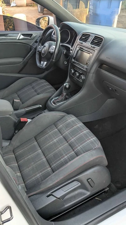 2011 Volkswagen GTI Mk6 - Image 8 of 12