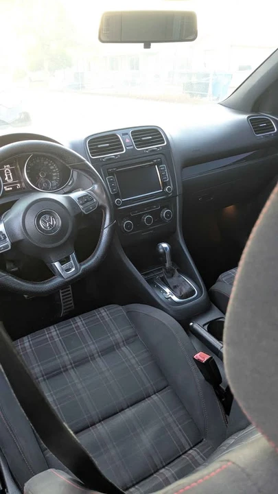 2011 Volkswagen GTI Mk6 - Image 7 of 12