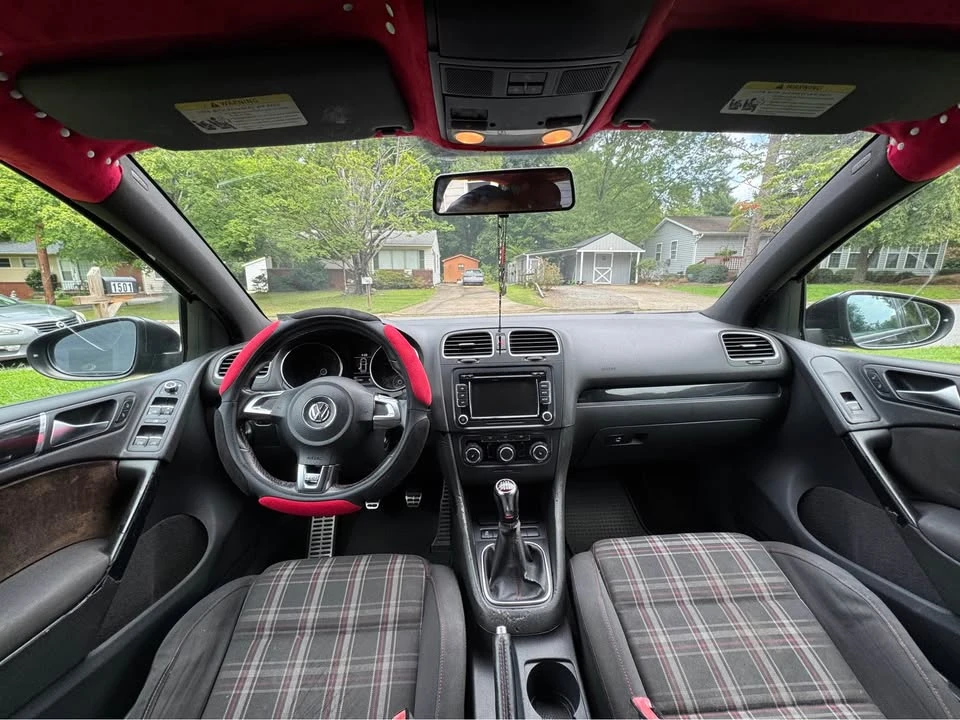 2011 Volkswagen GTI Mk6 - Image 7 of 7