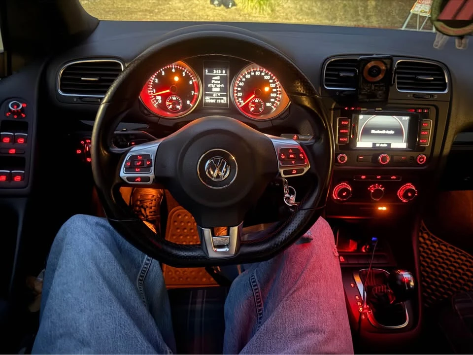 2011 Volkswagen GTI Mk6 - Image 11 of 11
