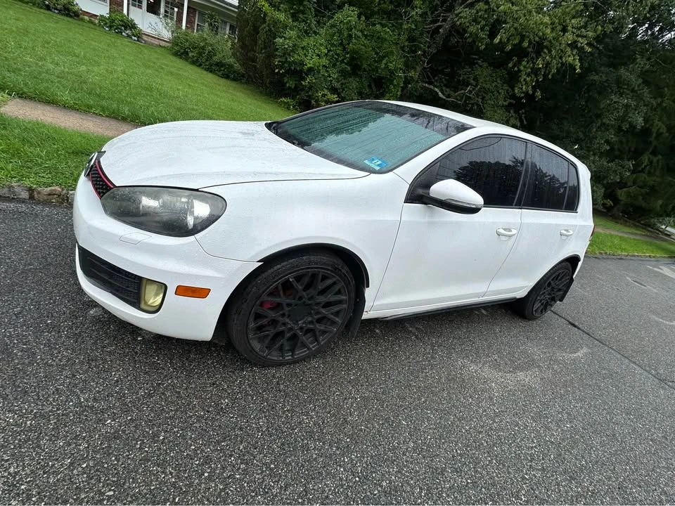 2011 Volkswagen GTI Mk6 - Image 3 of 16