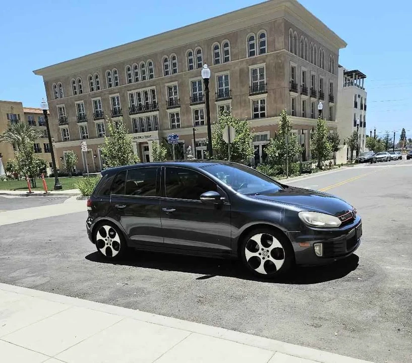 2011 Volkswagen GTI Mk6 - Image 3 of 13