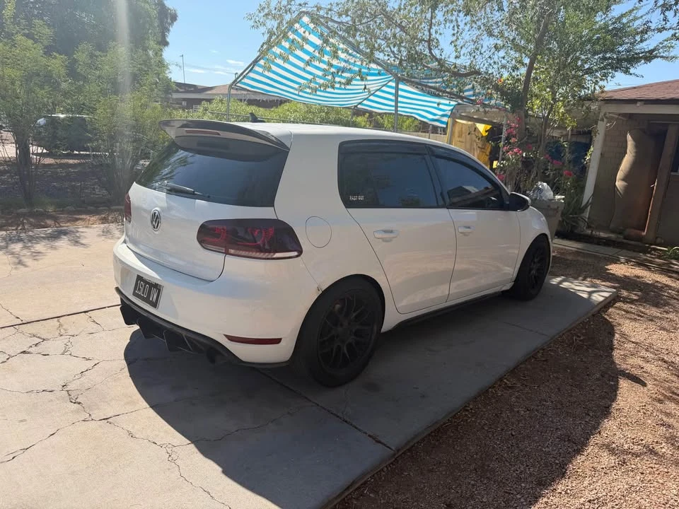 2011 Volkswagen GTI Mk6 - Image 4 of 10