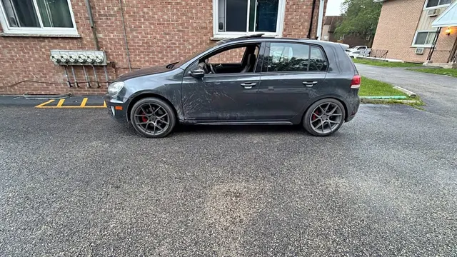 2011 Volkswagen GTI 2.0T Hatchback