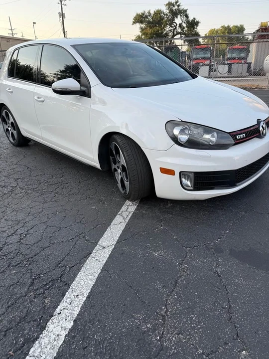 2011 Volkswagen GTI Mk6 - Image 3 of 8