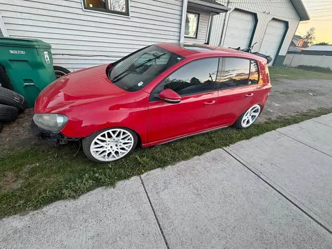 2011 Volkswagen GTI 2.0T Hatchback Sedan 4D