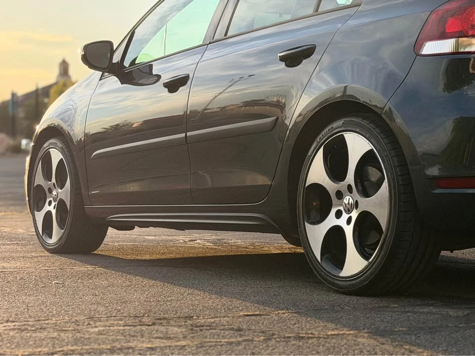 2011 Volkswagen GTI Mk6 - Image 8 of 15
