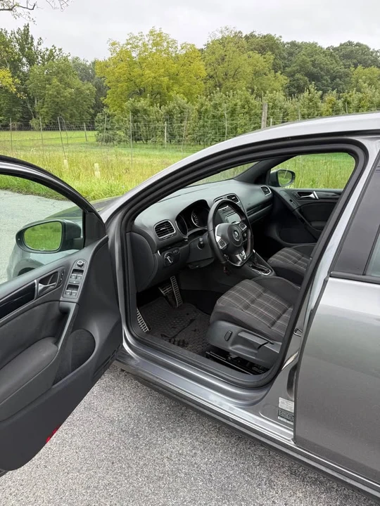 2011 Volkswagen GTI Mk6 - Image 7 of 20