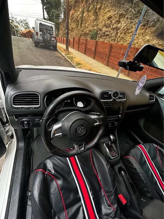 2011 Volkswagen GTI Mk6 - Image 8 of 9