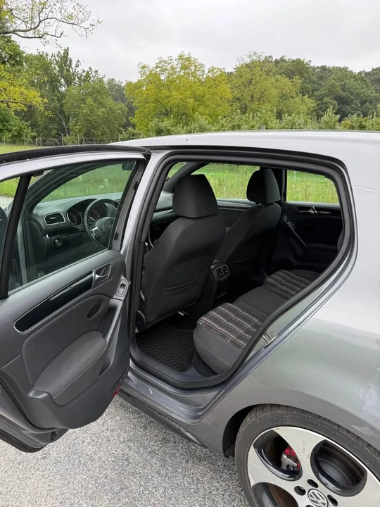 2011 Volkswagen GTI Mk6 - Image 11 of 20