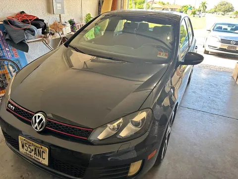 2011 Volkswagen GTI 2.0T Hatchback