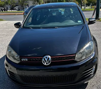 2011 Volkswagen GTI 2.0T Hatchback