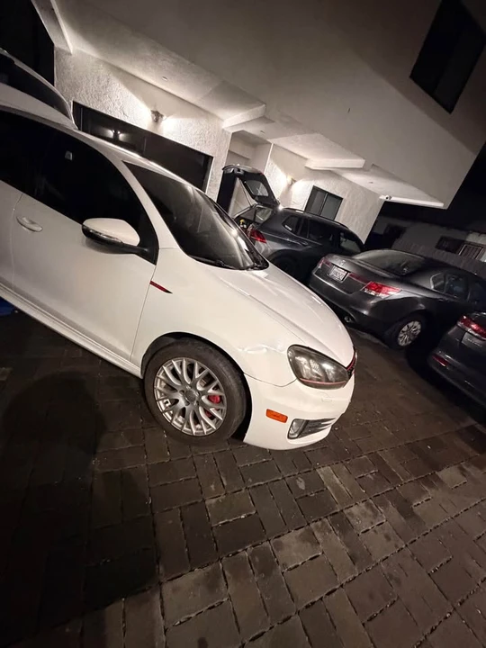 2011 Volkswagen GTI Mk6 - Image 3 of 9