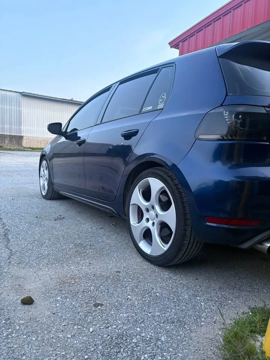 2011 Volkswagen GTI Mk6 - Image 6 of 6