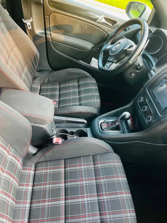 2011 Volkswagen GTI Mk6 - Image 8 of 8