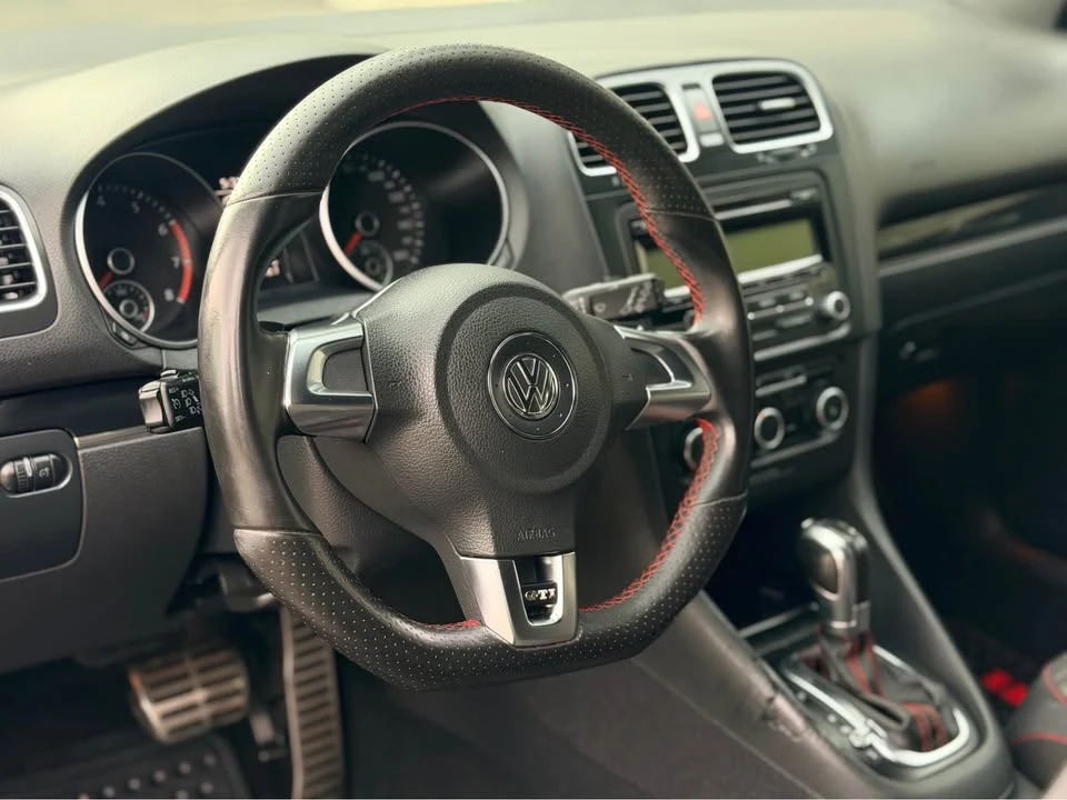 2011 Volkswagen GTI Mk6 - Image 11 of 16